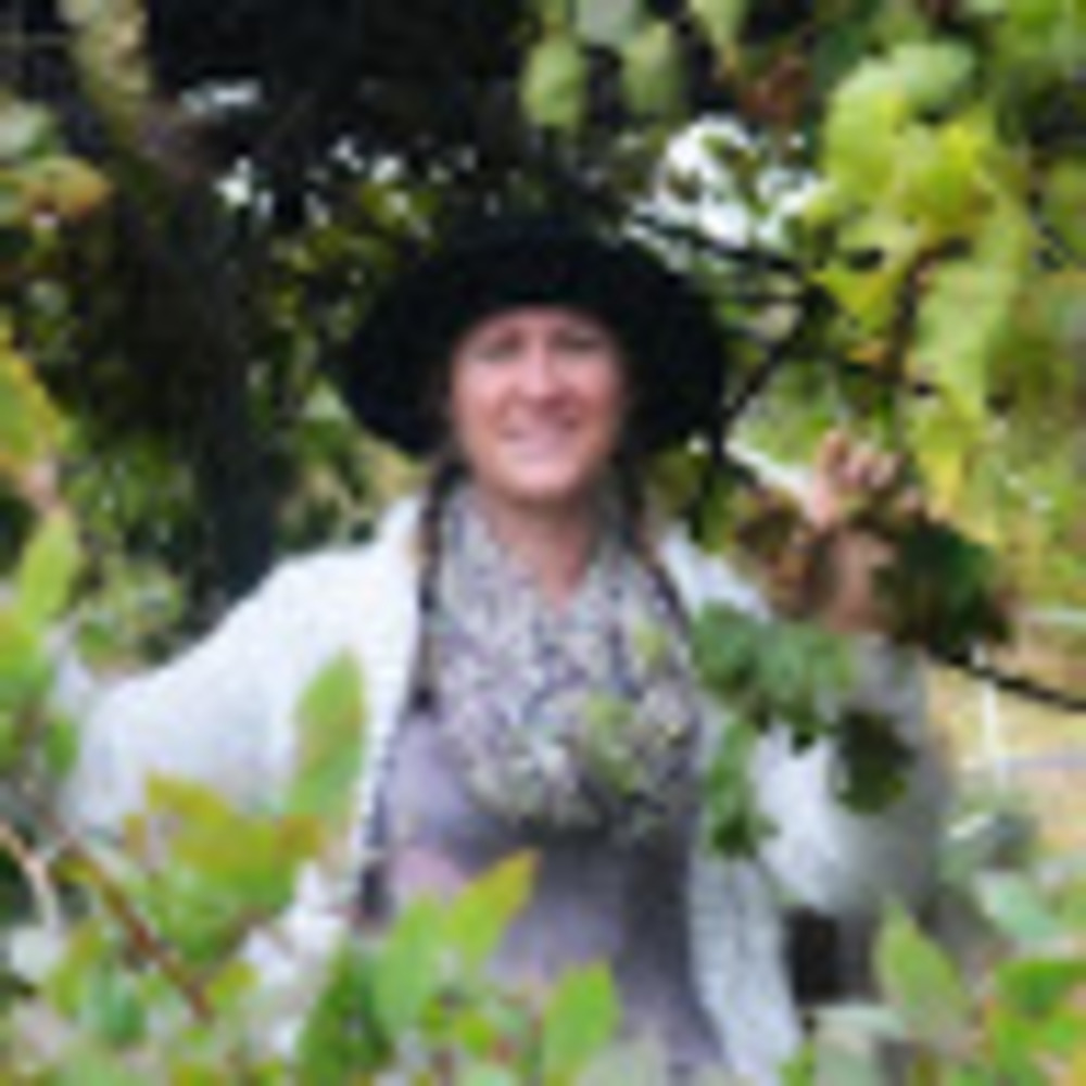 Meet your Posher, Brooke